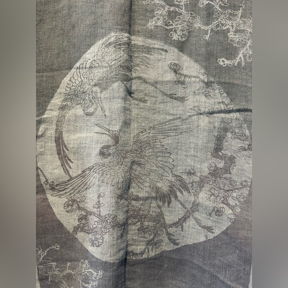 Blue Fish Linen Tank in Early Sky - Picture 3 of 5